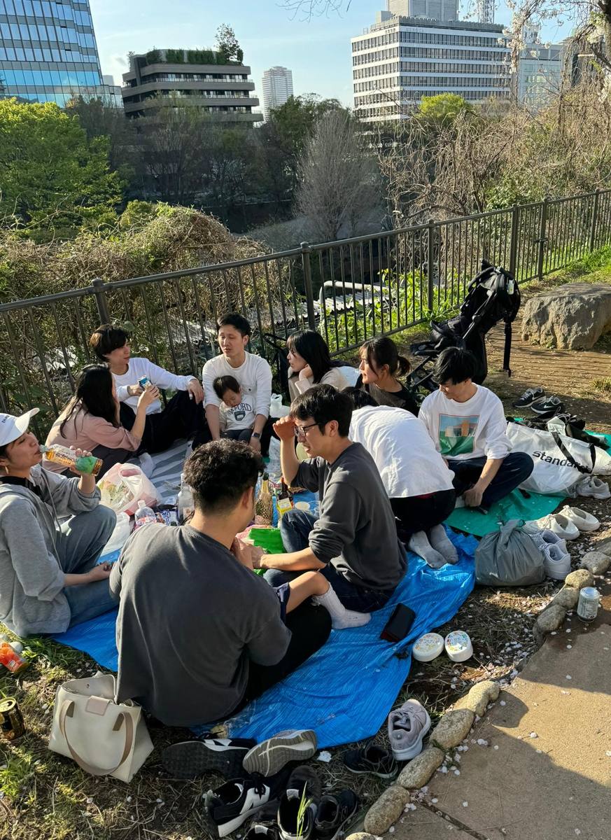 Isplakati se zbog života običnih Japanaca u Šindžukuu